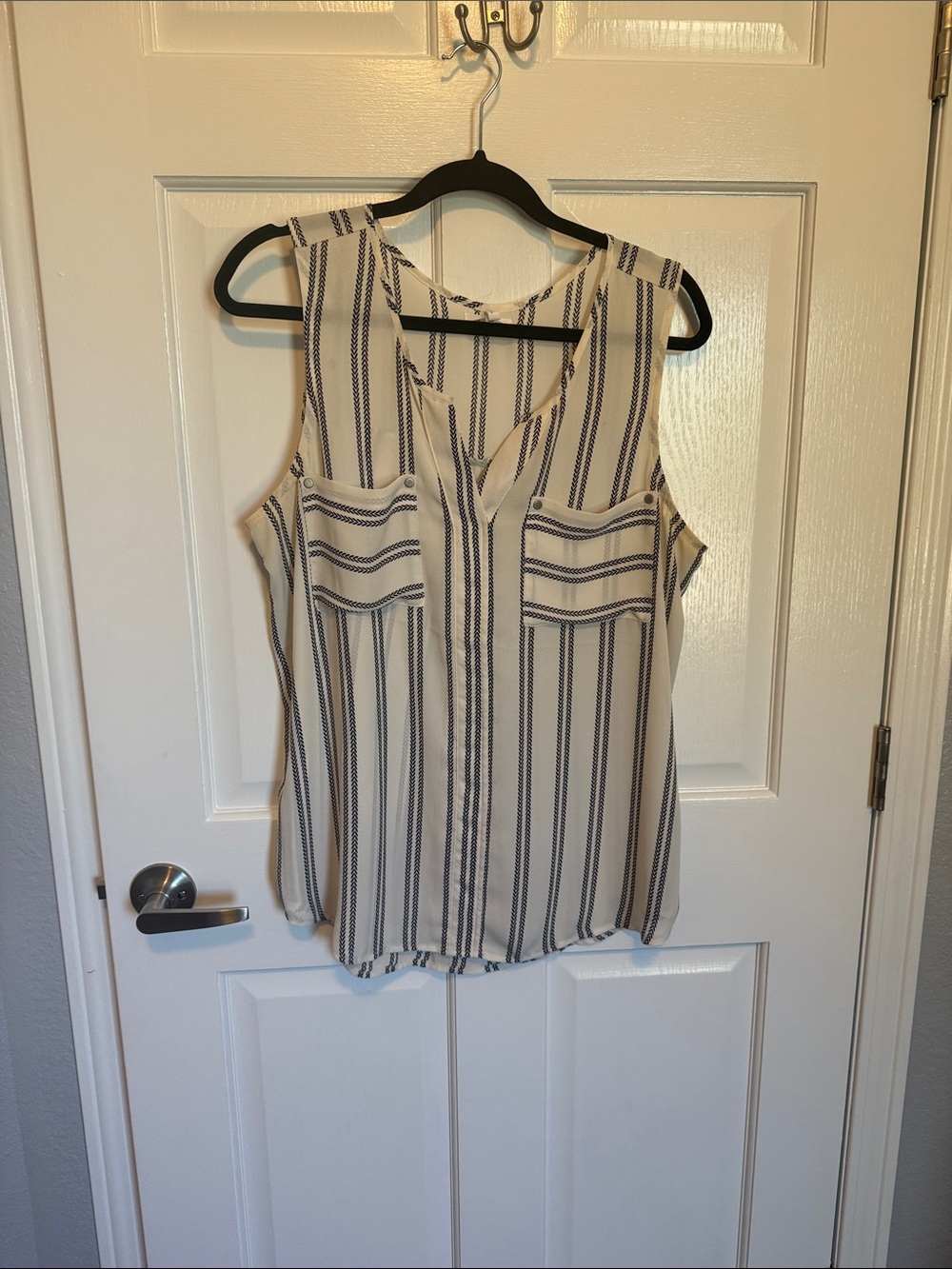 Maurices Cream and Navy Striped Sleeveless V-Neck Camisole